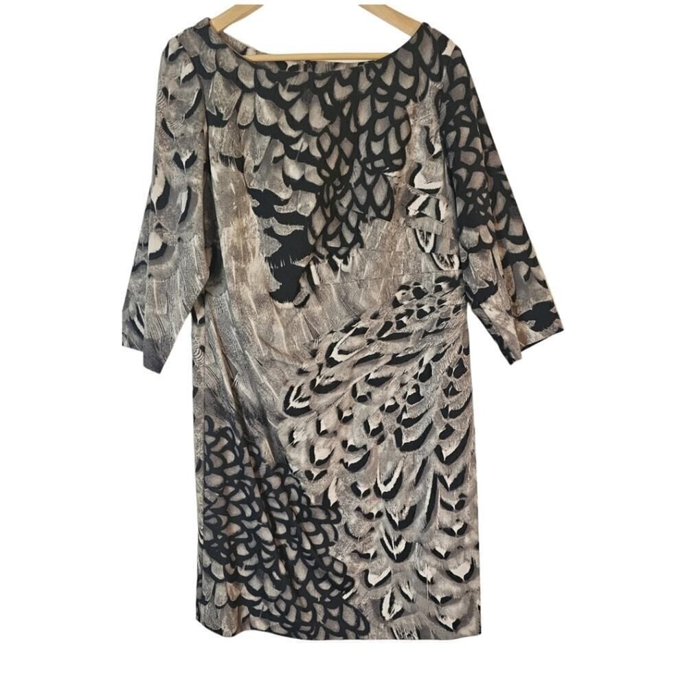 Jessica Simpson Plus 16W Feather Print Shift Dress 3/4 Sleeve Black Gray